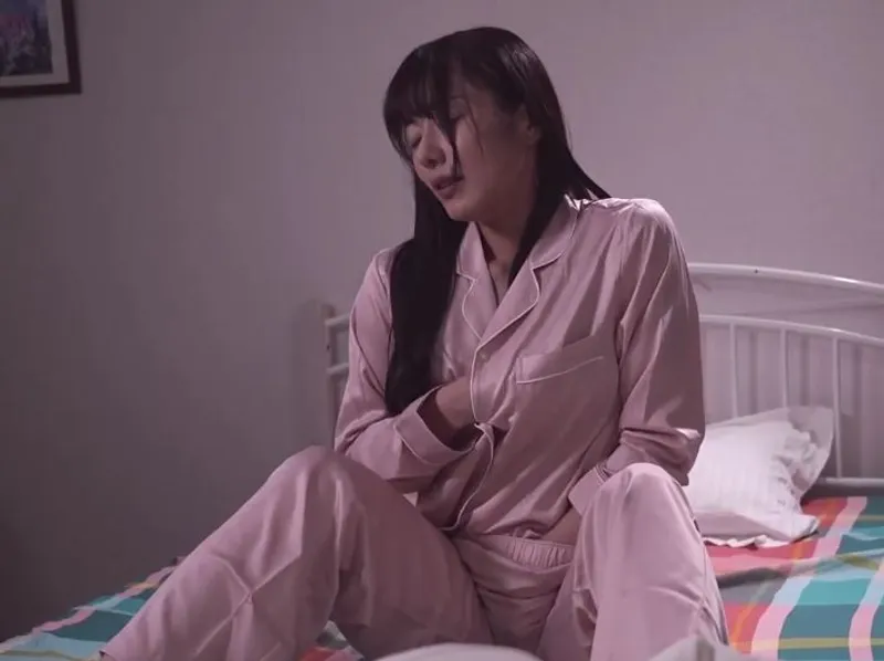 Thẩm du hàng đêm vì ông chồng bỏ bê, bà xã quyết định tìm đến ứng dụng hèn hò